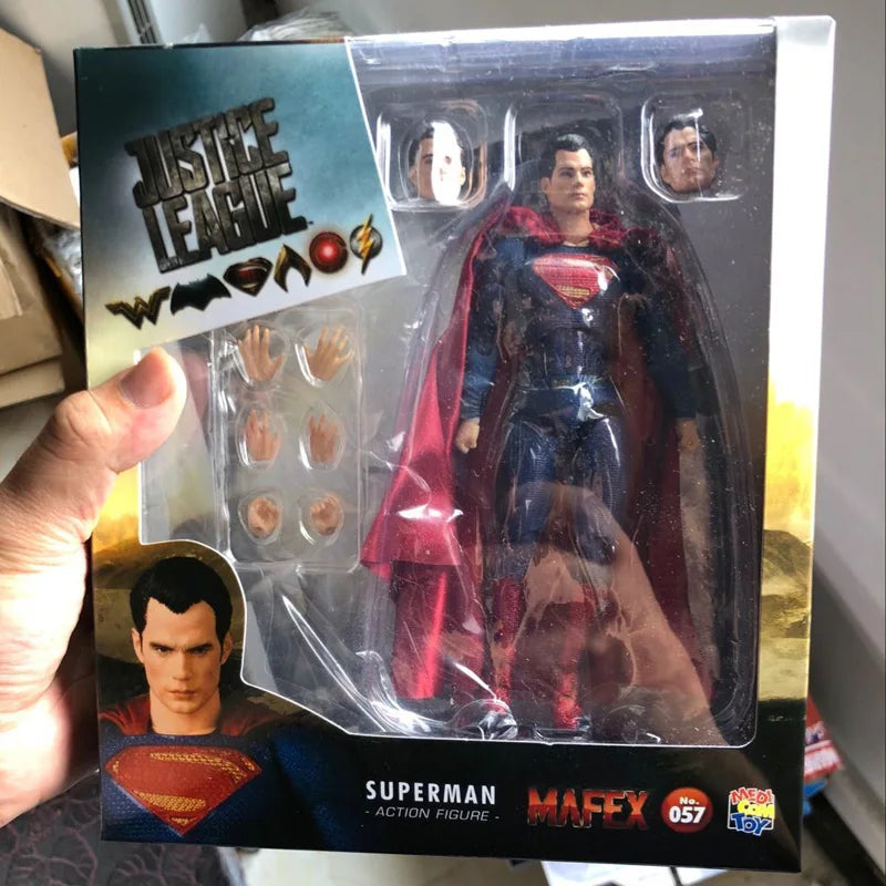 16cm DC Superman MAFEX 057 Justice League Super Man Action Figure Collection Model BJD Gift Toys