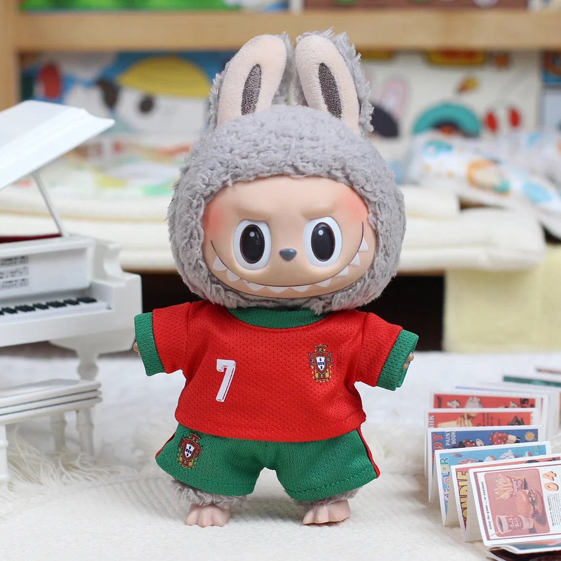 17cm Labubu Football Size 10 Clothing V1V2 V3 Labubu Doll Size 7 Vinyl Pendant Doll Clothing DIY Sportswear Boy Gift Toy (No Doll)