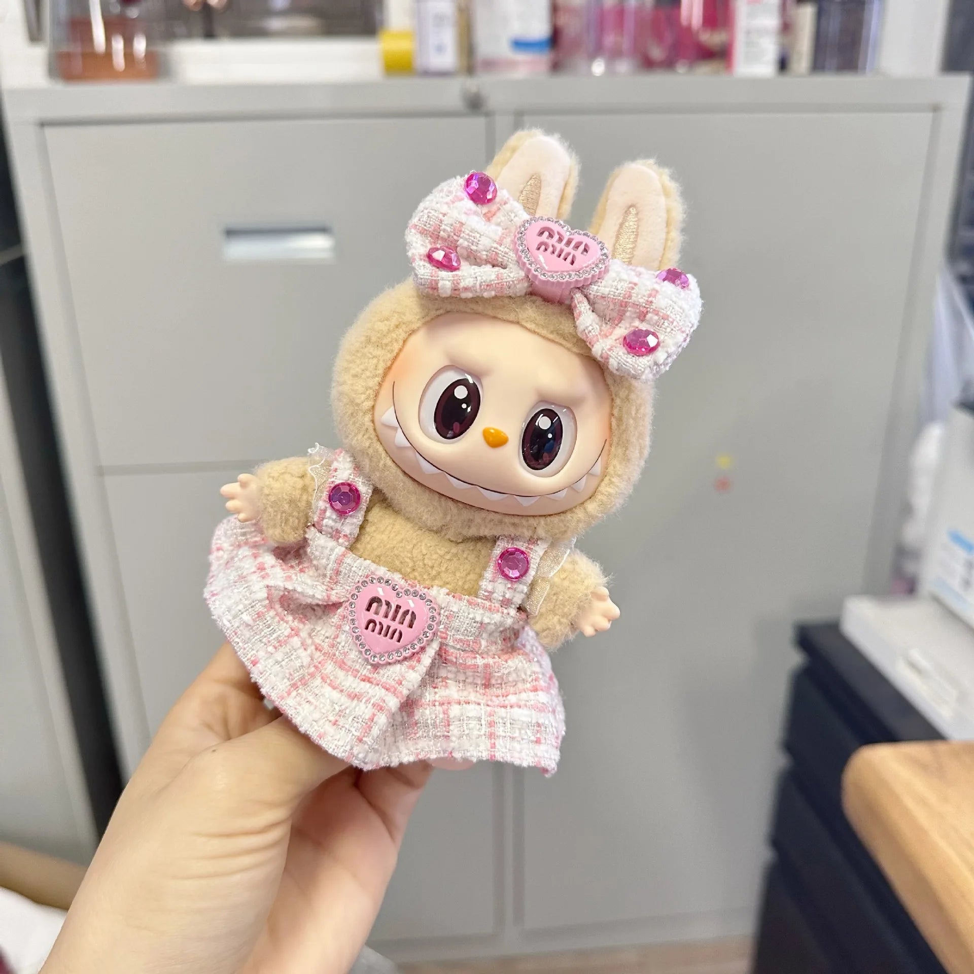 17cm Labubu I II Idol Dolls Cute Mini Plush Doll'S Clothes Korea Kpop Exo Idol Dolls DIY Accessories Pink Skirt Gifts New Style