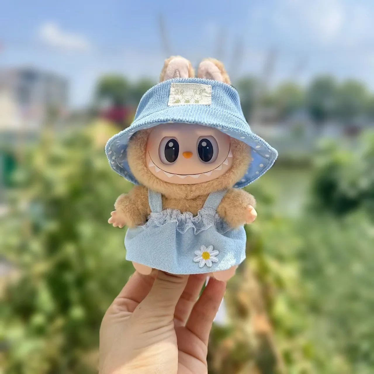Cute Mini Plush Doll'S Dress with Hat17cm Labubu I II Idol Dolls Accessories For Korea Kpop Exo Sitting Party Clothing