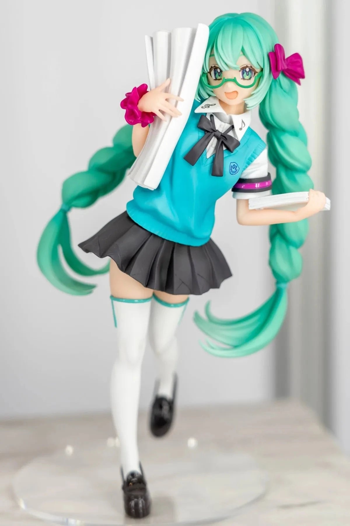 19CM Anime Hatsune Miku 16th Anniversary Commemorative School Uniform Luminasta Figure Action Figure Model Toys For Kids Gift