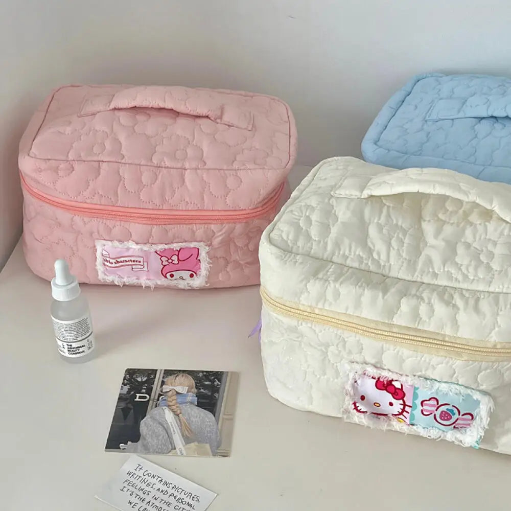Sanrio Handheld Cosmetic Bag Kawaii HelloKitty Kuromi Cinnamoroll Fabric Art Storage Bags Girl Sweet Cute Embossing Washing Bags