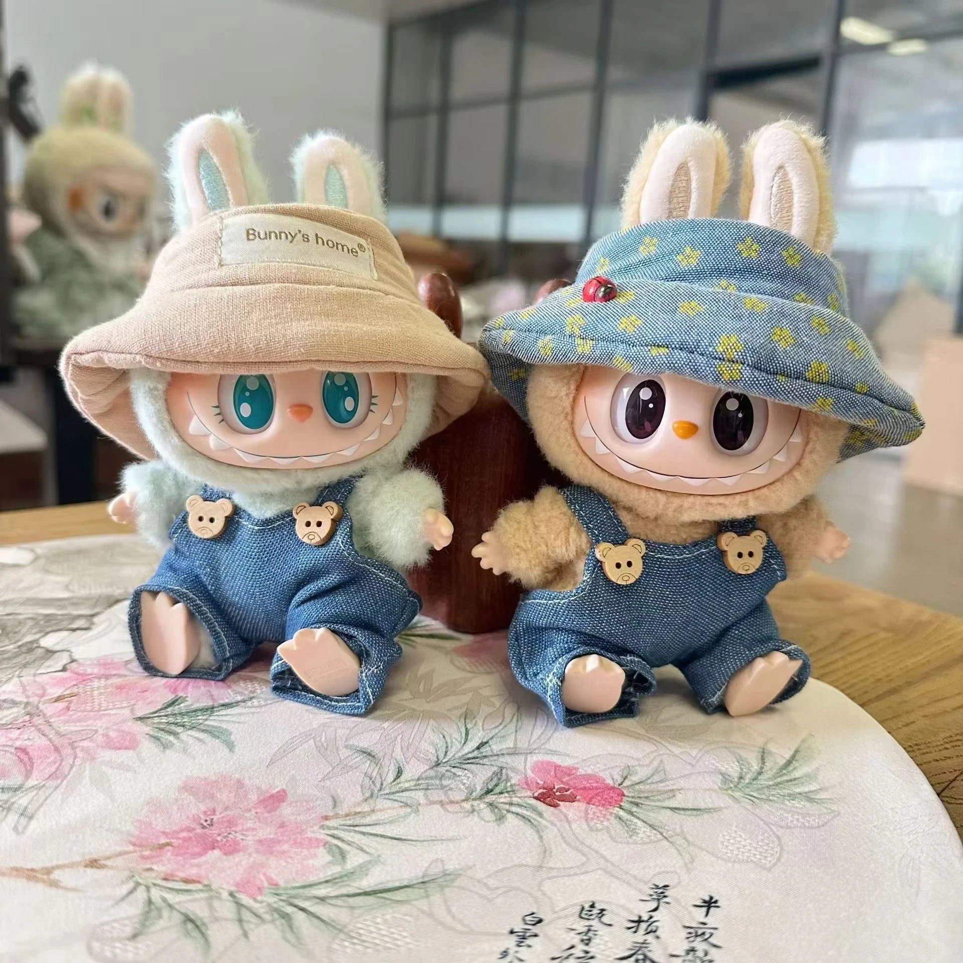 15/17cm Mini Plush Doll'S Clothes Labubu I II Idol Dolls Sitting Party Cute Hat Bib Pants Clothing Accessories Doll not Included