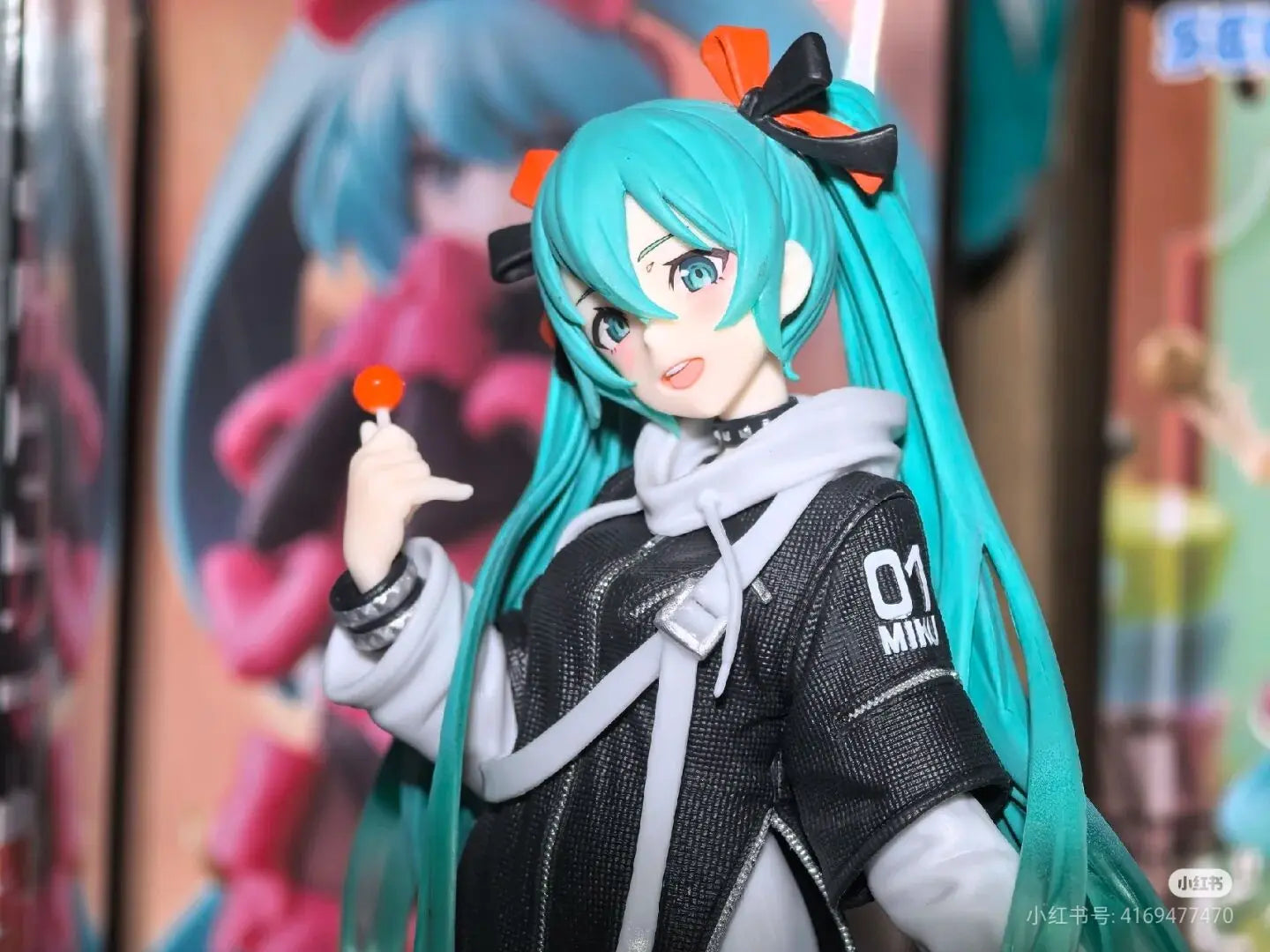 Taito Fashion Vocaloid Hatsune Miku Anime Figure Punk Future Collection Desktop Decoration Model Toys Christmas Gifts