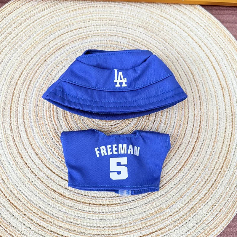 The first, second and third generations of Labubu clothes pendant Labubu sitting baby clothes LA baseball suit trend