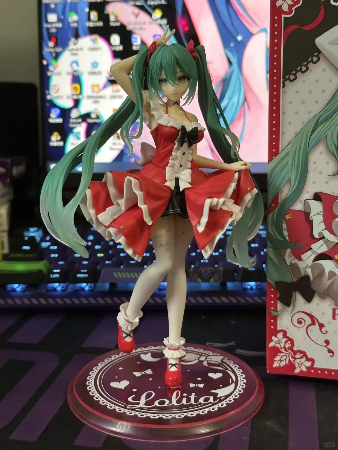 Anime hatsune miku figure mini character ornaments kawai pink green hatsune table decoration for home adult toy kid birthday
