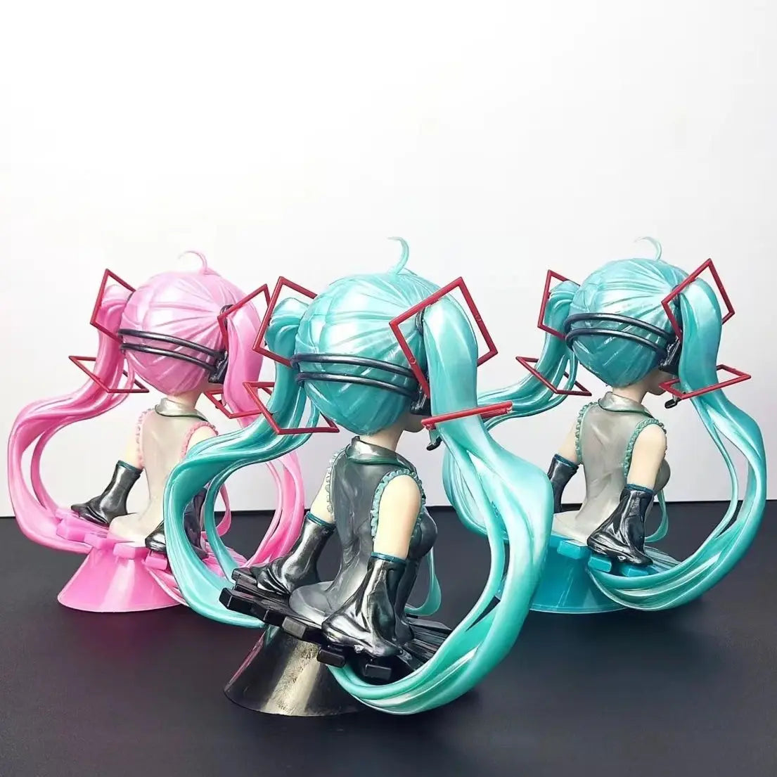 16cm Anime Hatsune Miku Figure Three colors Bust Collectible Kawaii PVC Action Figure Model Doll Toys for Christmas Gifts