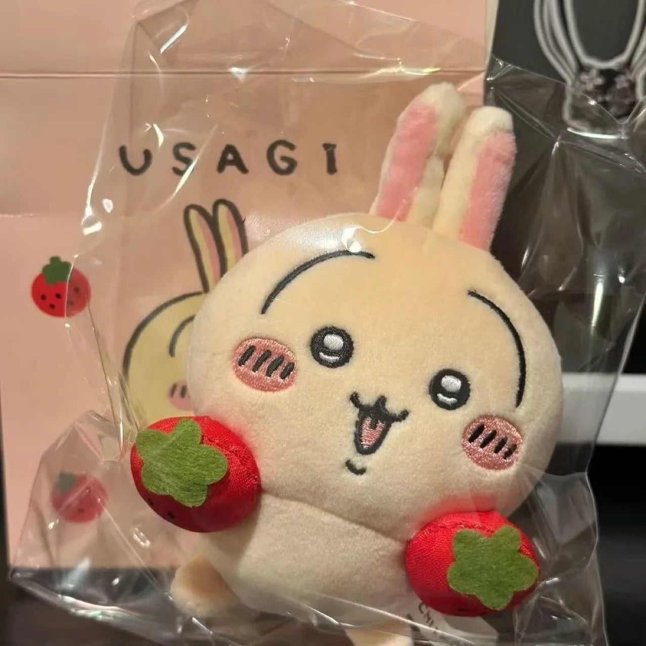 10cm Strawberry Usagis Plush Doll Couple Valentines Day Bag Pendant Cartoon Self-mockery Bear Toy Keychain Hanging Chain Gift
