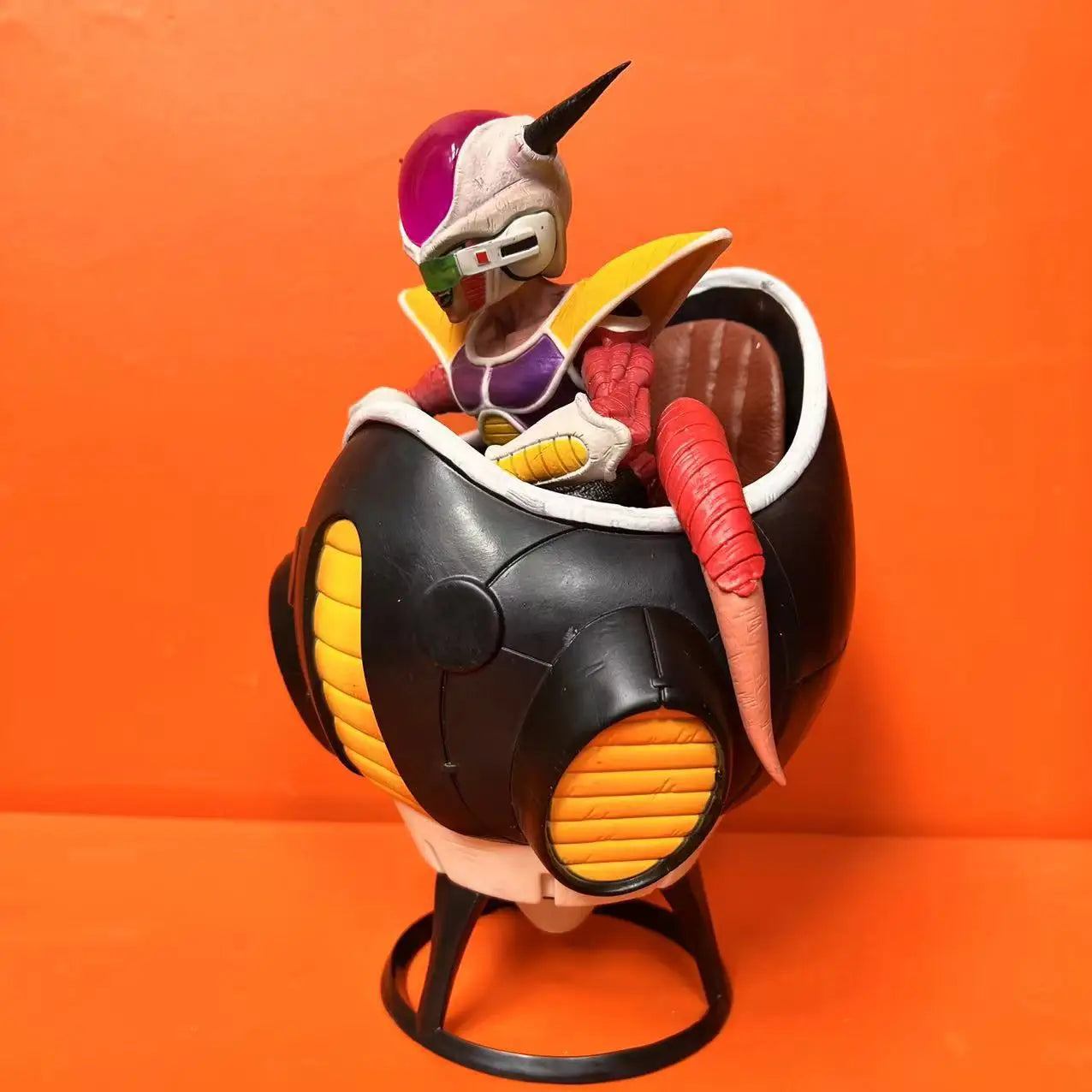 26cm White Hole Dragon Ball Frieza In The Stroller Anime Figure Model Statue Boys Collection Desktop Decoration Ornament Toys