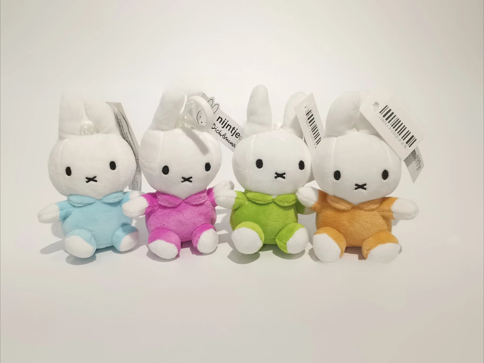 Miffy Cute Cartoon Plush Pendant Bag Decor Accessories Doll Keychain High Appearance Girl Gift Send Friends Creative Kawaii Toy