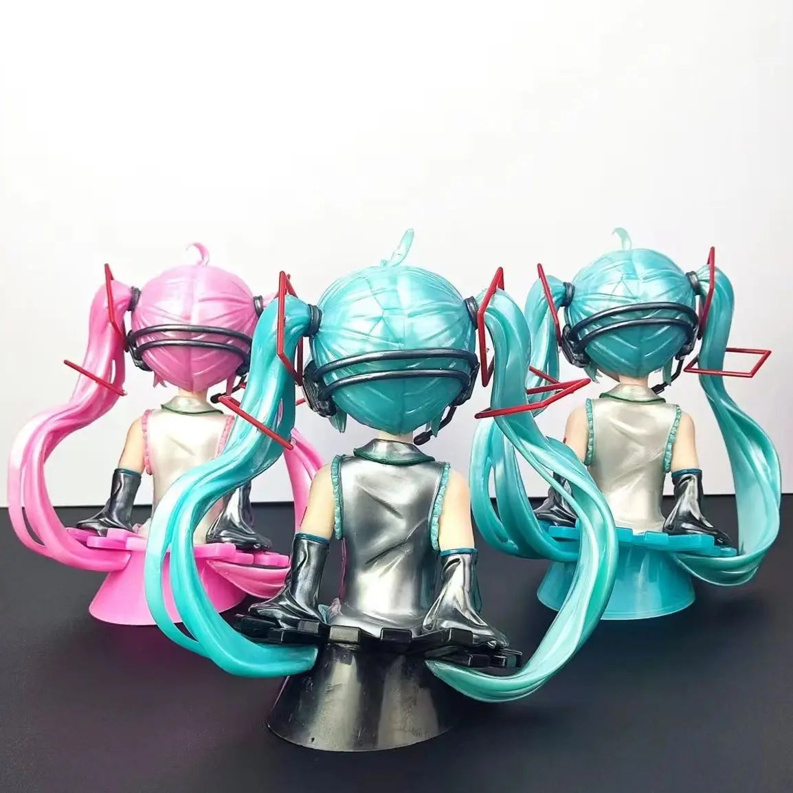 16cm Anime Hatsune Miku Figure Three colors Bust Collectible Kawaii PVC Action Figure Model Doll Toys for Christmas Gifts