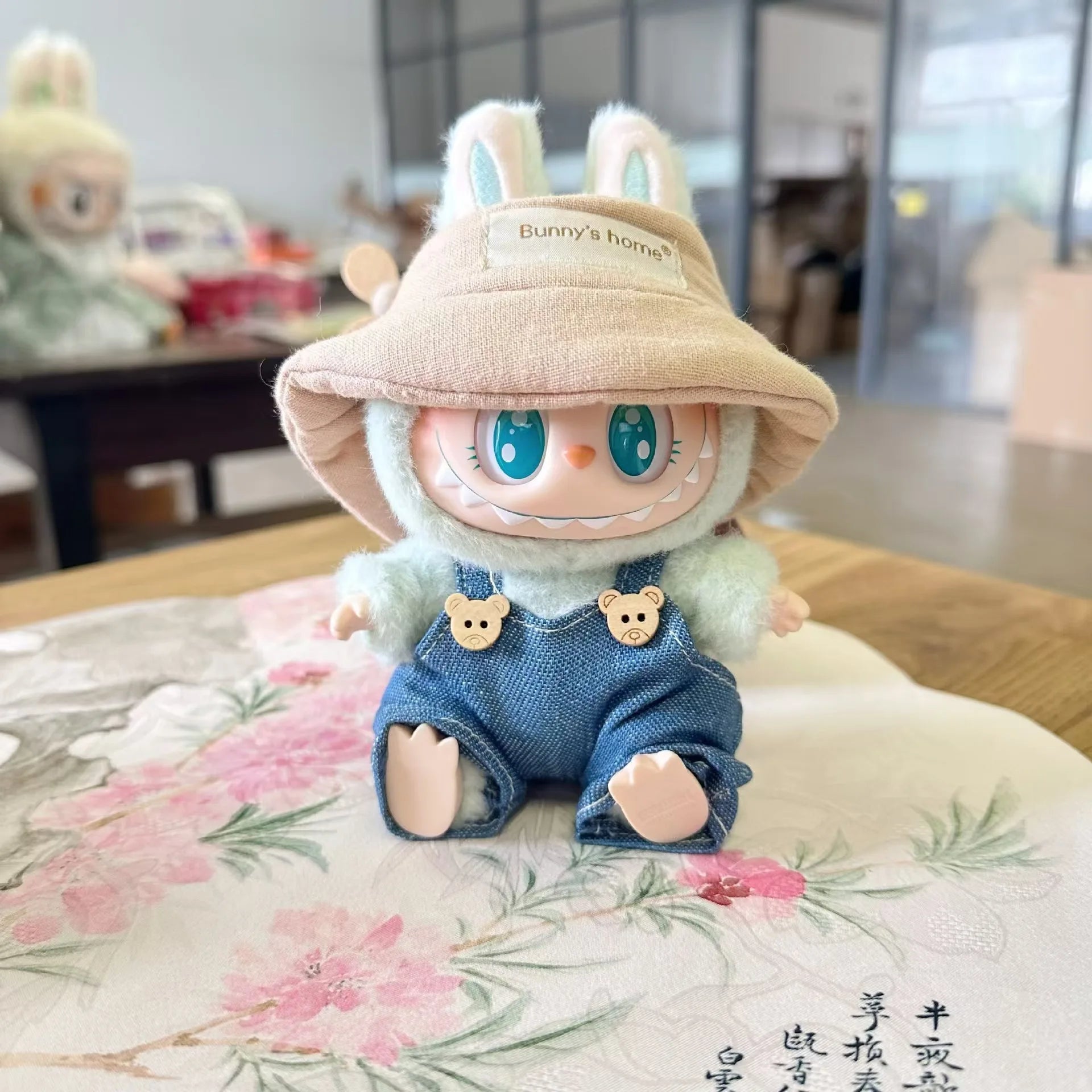 15/17cm Mini Plush Doll'S Clothes Labubu I II Idol Dolls Sitting Party Cute Hat Bib Pants Clothing Accessories Doll not Included