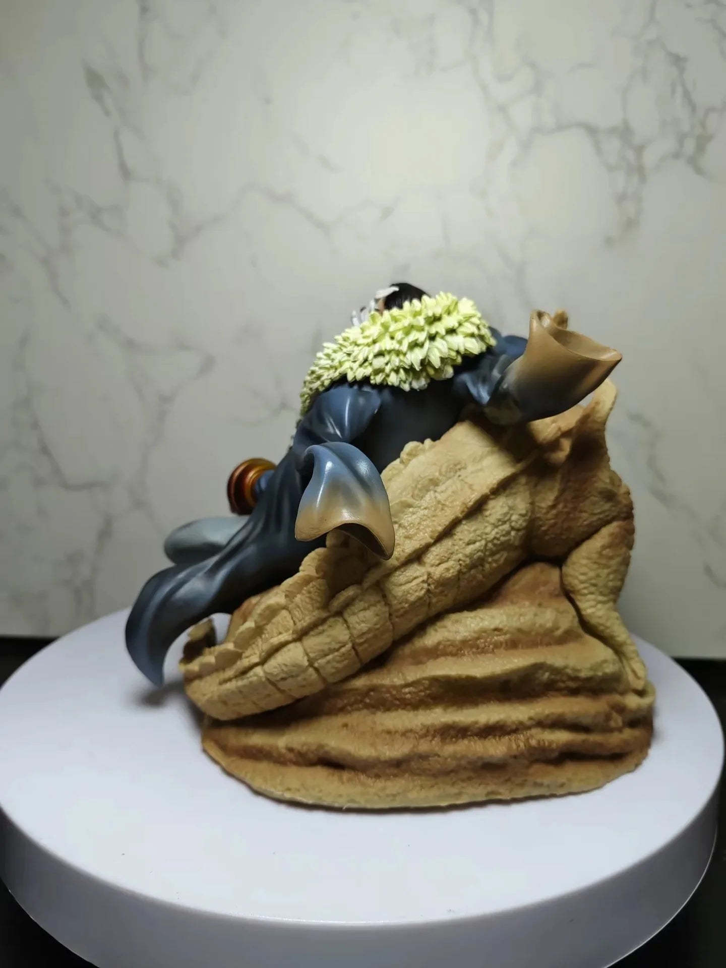 Anime One Piece Sir Crocodile Sitting Ver. PVC Action Figure Statue Collectible Model Kids Toys Doll Gifts 22CM