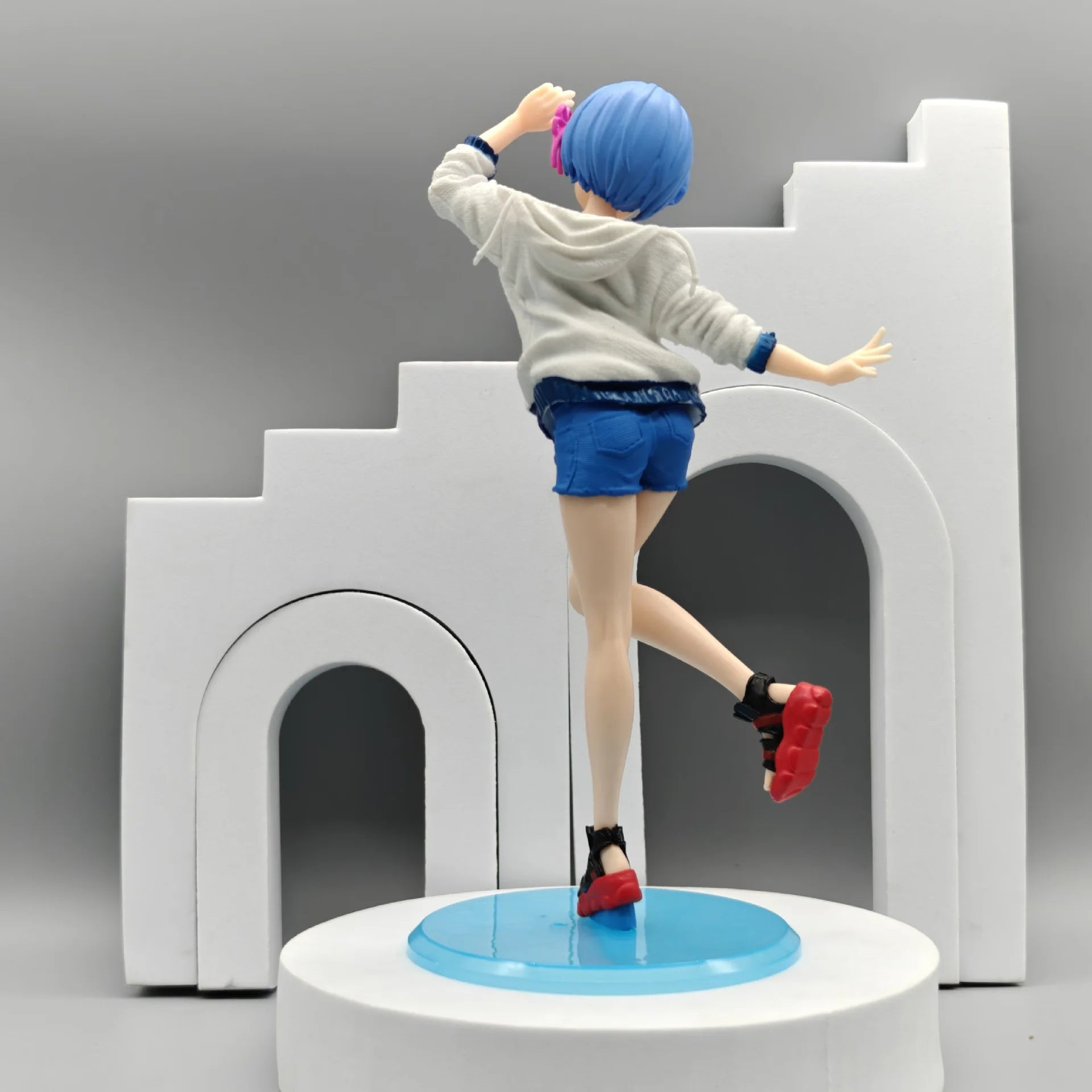 23cm Re: Zero Starting Life in Another World Rem sportswear Anime action Figure Toys Kids Gift Statue Collectible Model Ornament