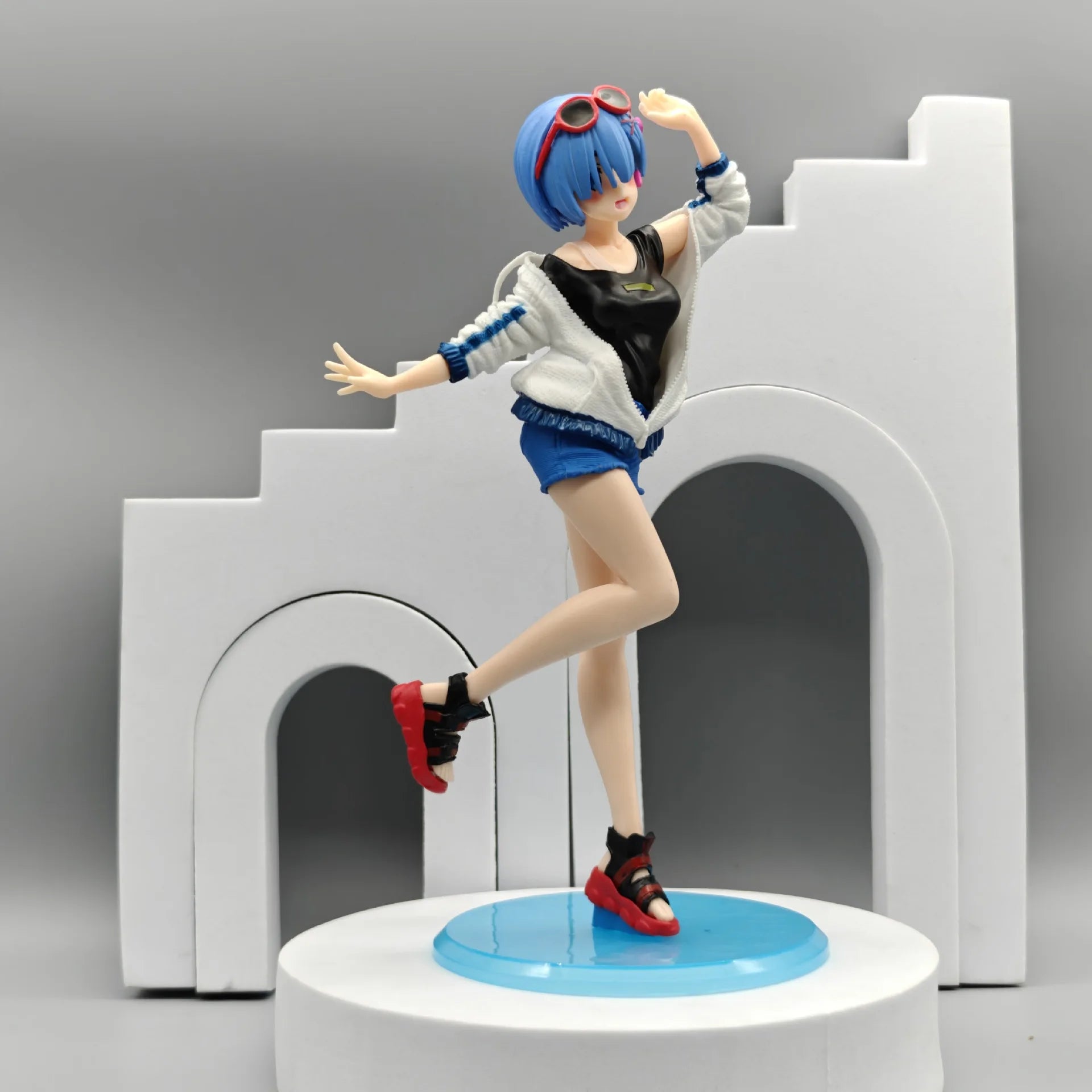 23cm Re: Zero Starting Life in Another World Rem sportswear Anime action Figure Toys Kids Gift Statue Collectible Model Ornament