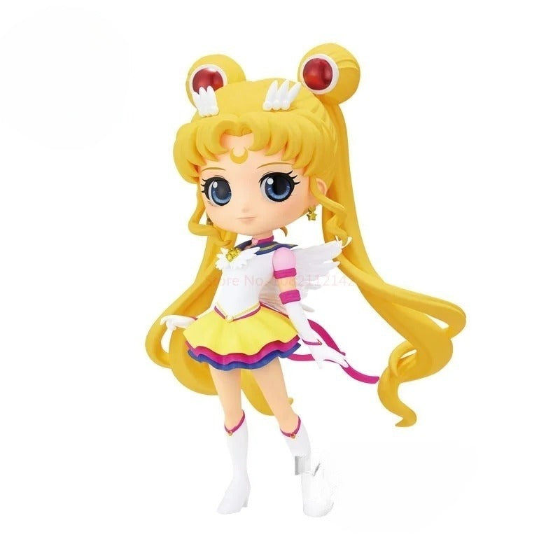 Hot Bandai Figuarts Qposket Toys Sailor Moon Cosmos Tsukino Usagi Eternal Sailor Moon Anime Action Figures Model Collection Gift