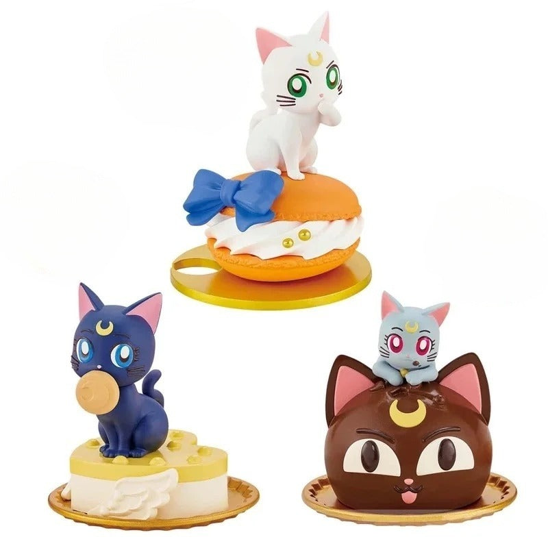 Hot Bandai Figuarts Qposket Toys Sailor Moon Cosmos Tsukino Usagi Eternal Sailor Moon Anime Action Figures Model Collection Gift
