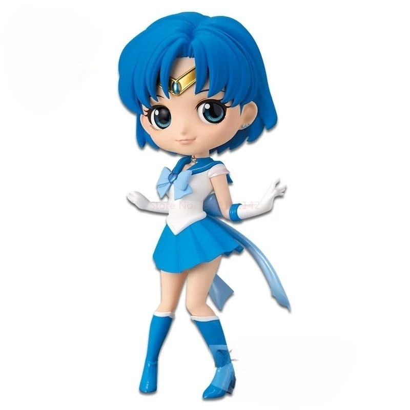 Hot Bandai Figuarts Qposket Toys Sailor Moon Cosmos Tsukino Usagi Eternal Sailor Moon Anime Action Figures Model Collection Gift