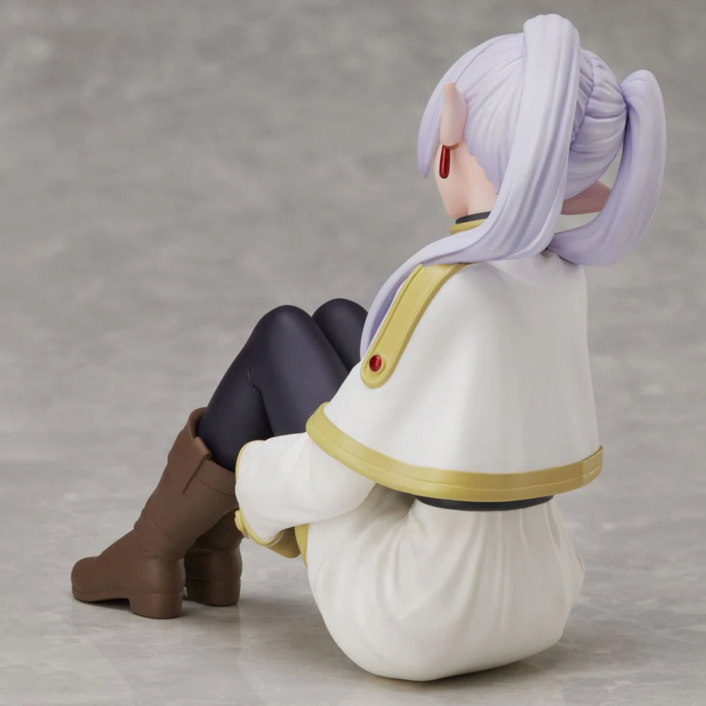 11cm Fantasy Anime Figure – Frieren Sitting Pose Noodle Stopper Model | Cute PVC Figurine Home Decor Collectible Gift