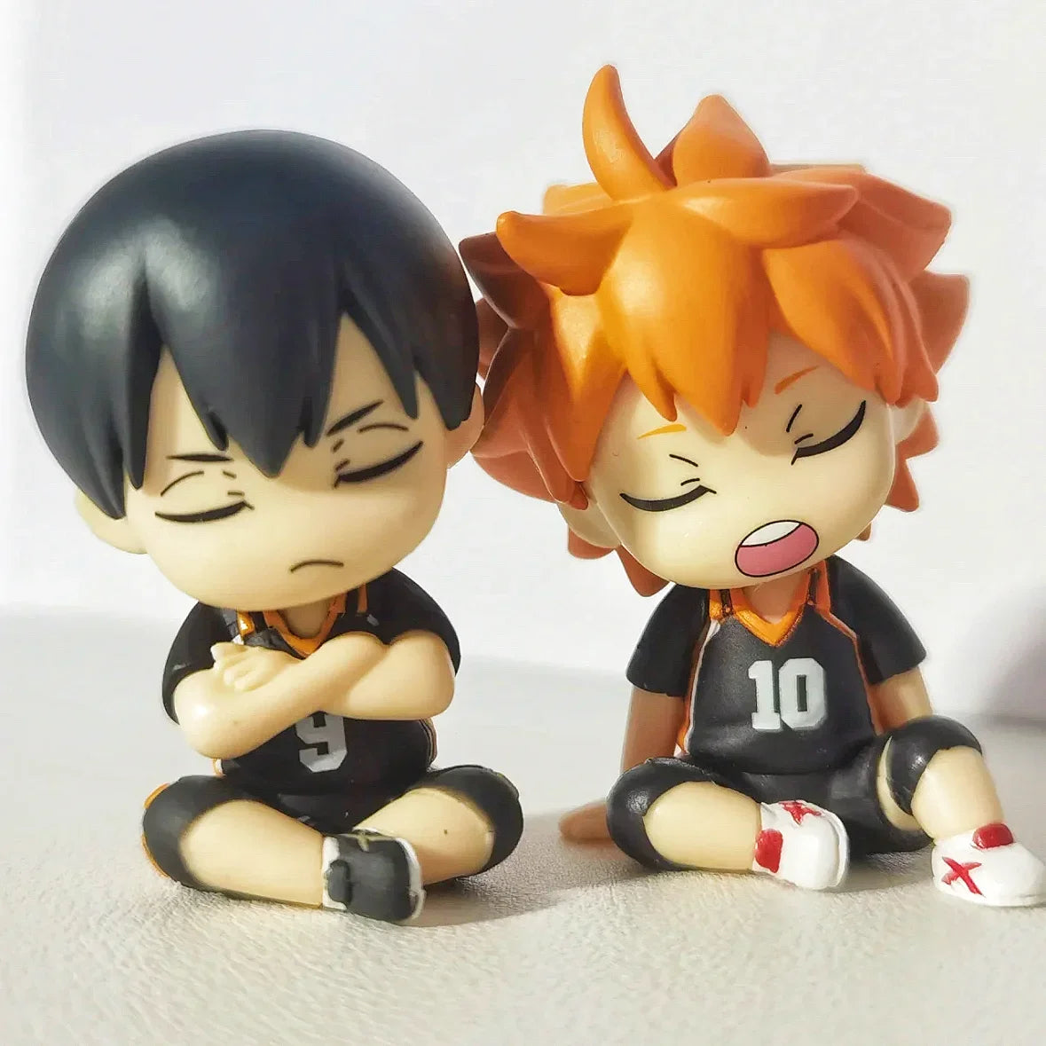 Haikyu Blind Box Shoulder Lean Figures – Kageyama Tobio / Kenma Kozume Cute PVC Model Toy Ornament Gift for Anime Fans