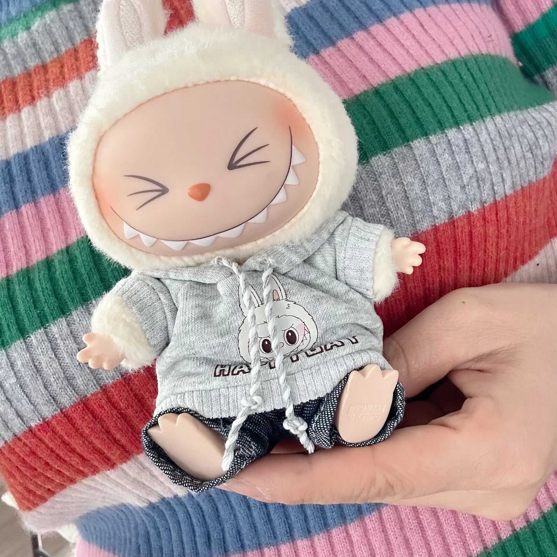 17cm Labubu I II Idol Dolls Cute Mini Plush Doll'S Clothes Korea Kpop Exo Idol Dolls DIY Accessories Gifts Bear Hoodie Set