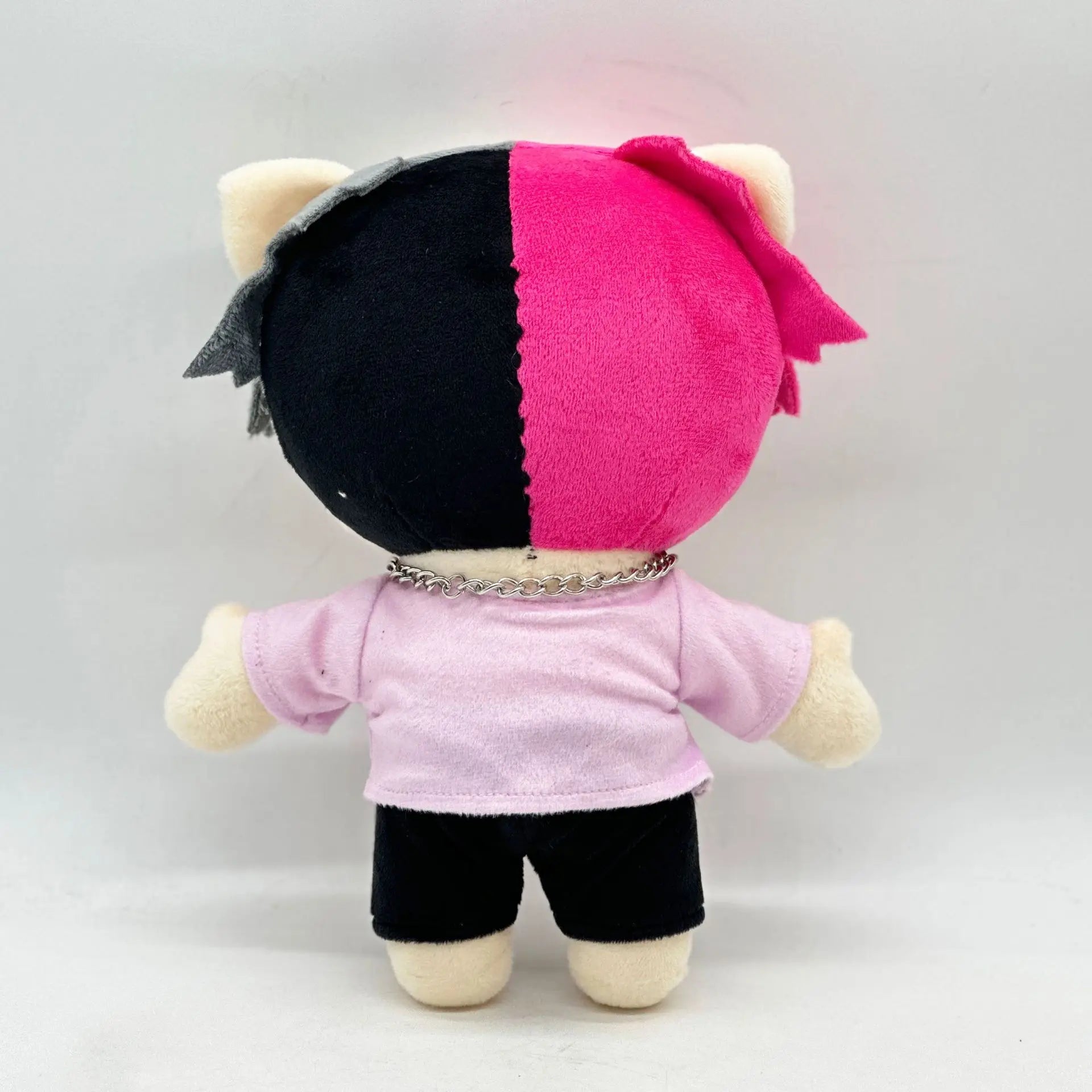 Plush Anime Plush Toy Doll with Pink Clothes Necklace Stuffed Soft Plush Toys Fans Collect Gifts