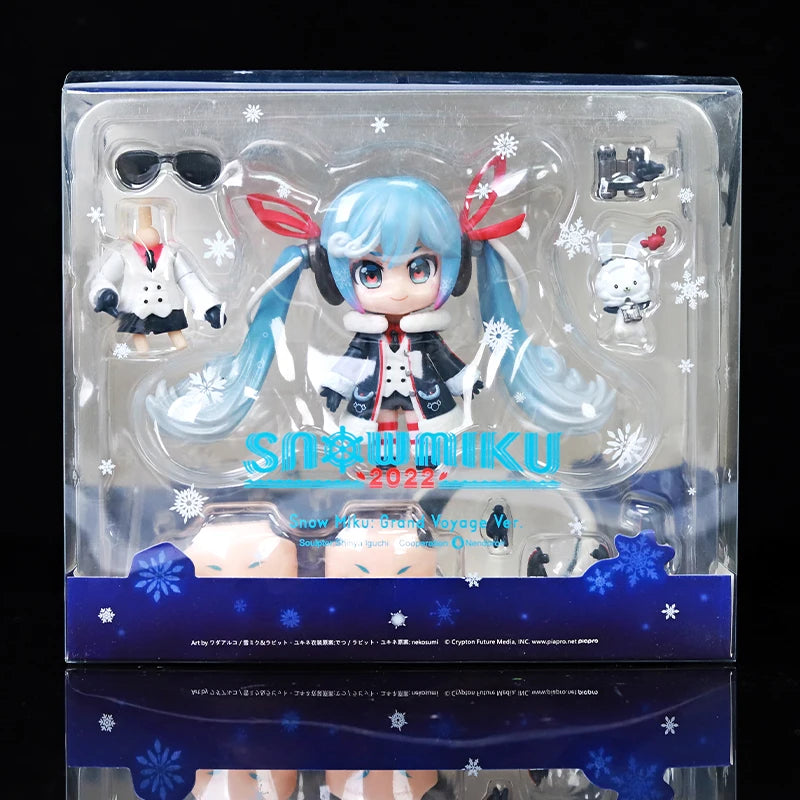 10cm #1939 Hatsune Miku Anime Figure 15th Anniversary Strawberry Miku Action Figure #1940 PVC Collection Model Doll Toys Gift