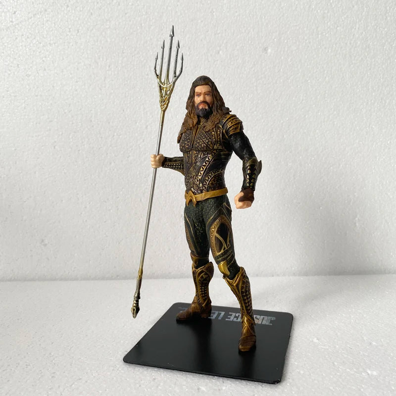 ARTFX Aquaman Action Figure Flash Cyborg Wonder Woman Marvel Bruce Wayne Batman Figurine Collectible Model Toys Boyfriends Gifts