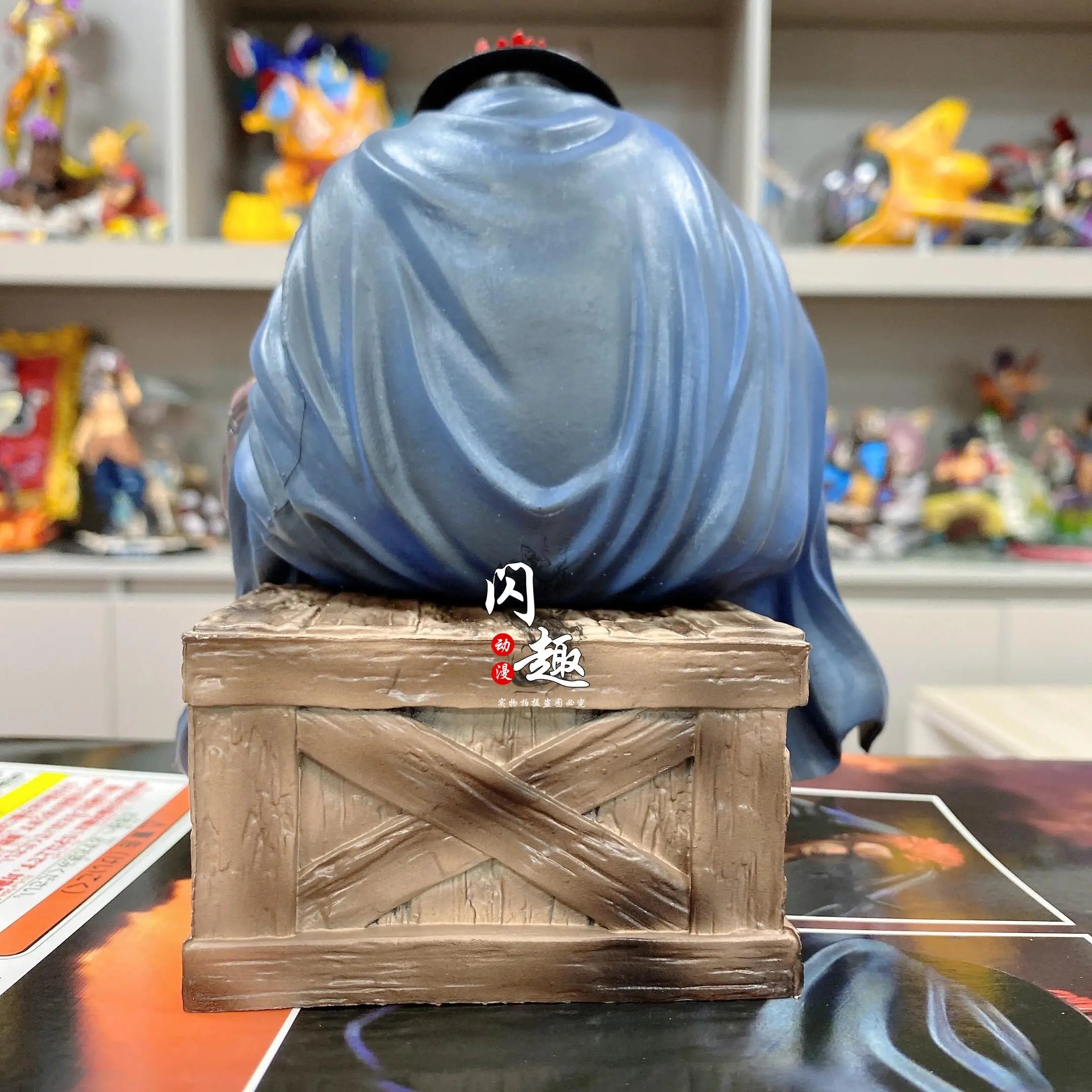 17cm One Piece Shanks Anime Figures Film Red Yonko Red Hair Shanks Action Figure PVC Statue Figurine Model Decoration Doll Toys