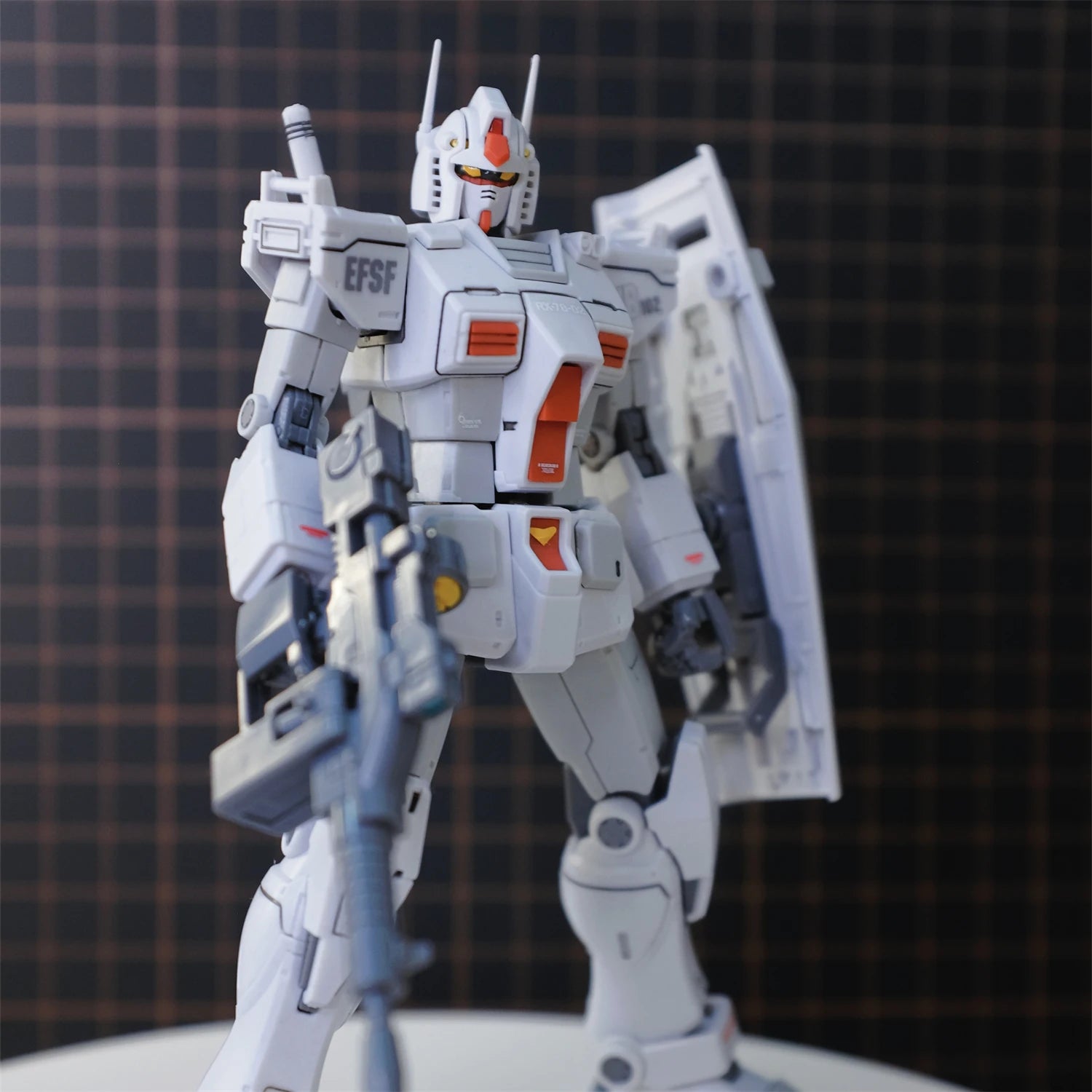 012 Model Hg 1/144 Rx-78 Optimus Color Assembly Model Movable Joints Action Figure Mecha Robot Plastic Model Christmas Toy Gifts