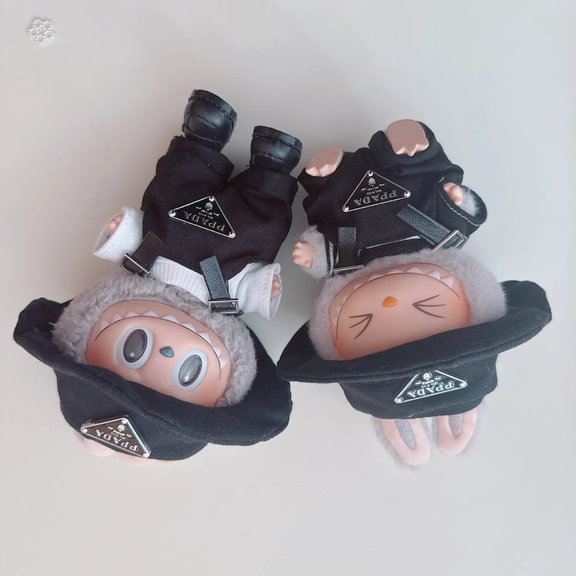 The first and second generations of Labubu only sell 17cm seated party clothes accessories inverted triangle workwear fashion (No Doll)