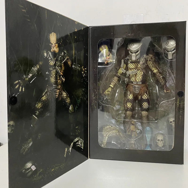 NECA Alien Jungle Hunter Predator Action Figure Model Toy Bookshelf Brinquedos Collection Doll