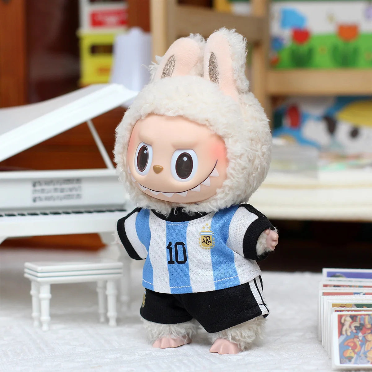 17cm Labubu Football Size 10 Clothing V1V2 V3 Labubu Doll Size 7 Vinyl Pendant Doll Clothing DIY Sportswear Boy Gift Toy (No Doll)