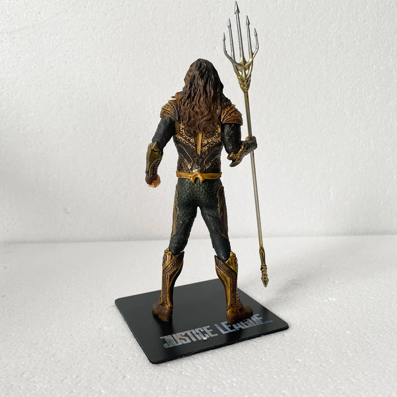 ARTFX Aquaman Action Figure Flash Cyborg Wonder Woman Marvel Bruce Wayne Batman Figurine Collectible Model Toys Boyfriends Gifts