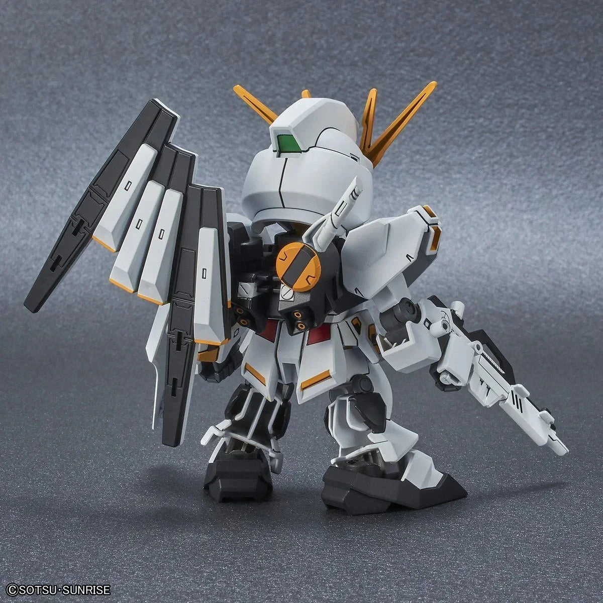 Bandai SD Gundam EX Standard Nu Gundam Gundam Model Kit Assembly/Assembly Premium Collection