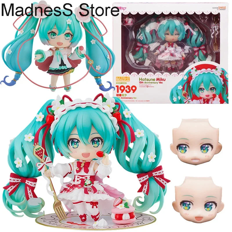 #1939 Hatsune Miku Anime Figure 15th Anniversary Strawberry Action Miku Figure #1940 PVC Collection Model Doll Toys Gift