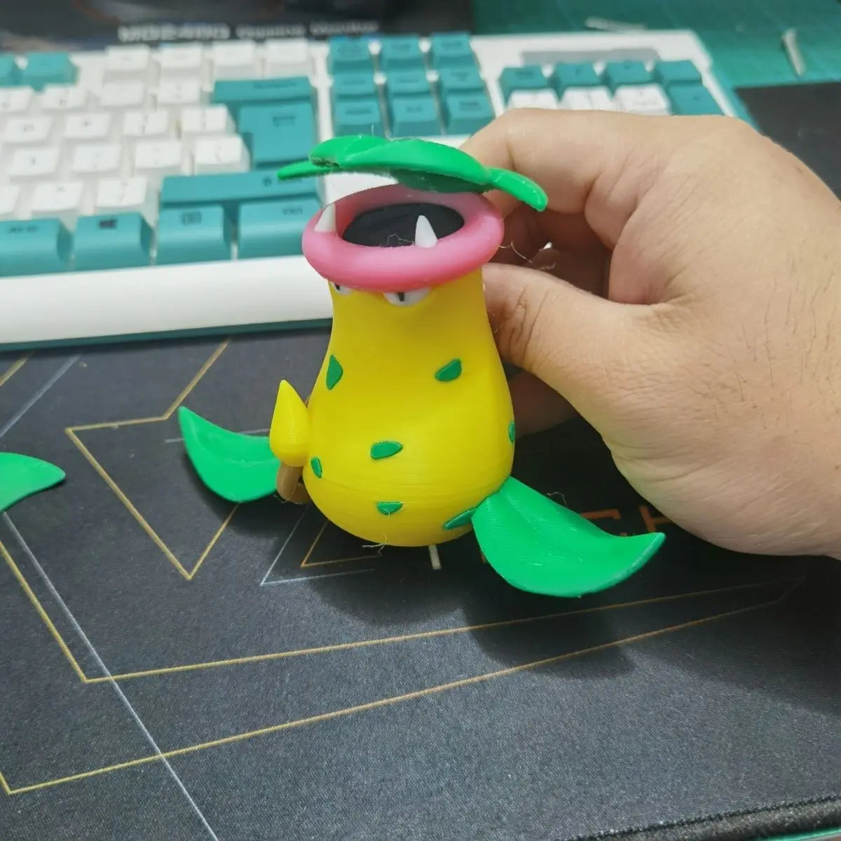 Anime Pokemon 1:20 Weepinbell Victreebel Action Figures Pet Cartoon Statue Collection Ornaments Decoration Model Kids Toy Gift