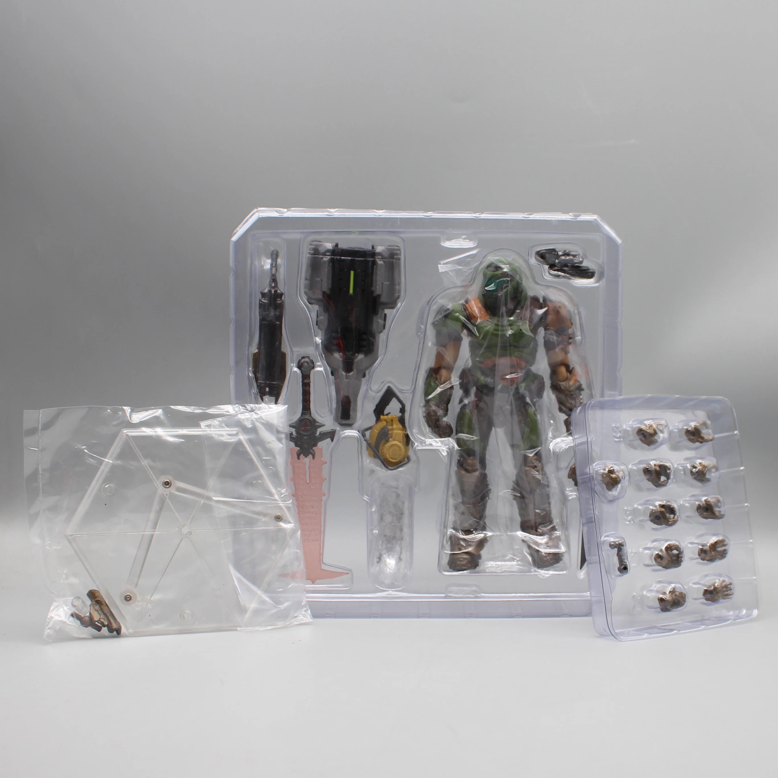 17cm Figma SP-140 Doom Slayer Eternal Action Figure Collection Model Statue Anime Destroy Warrior Doom Movable Figurine Toy Gift