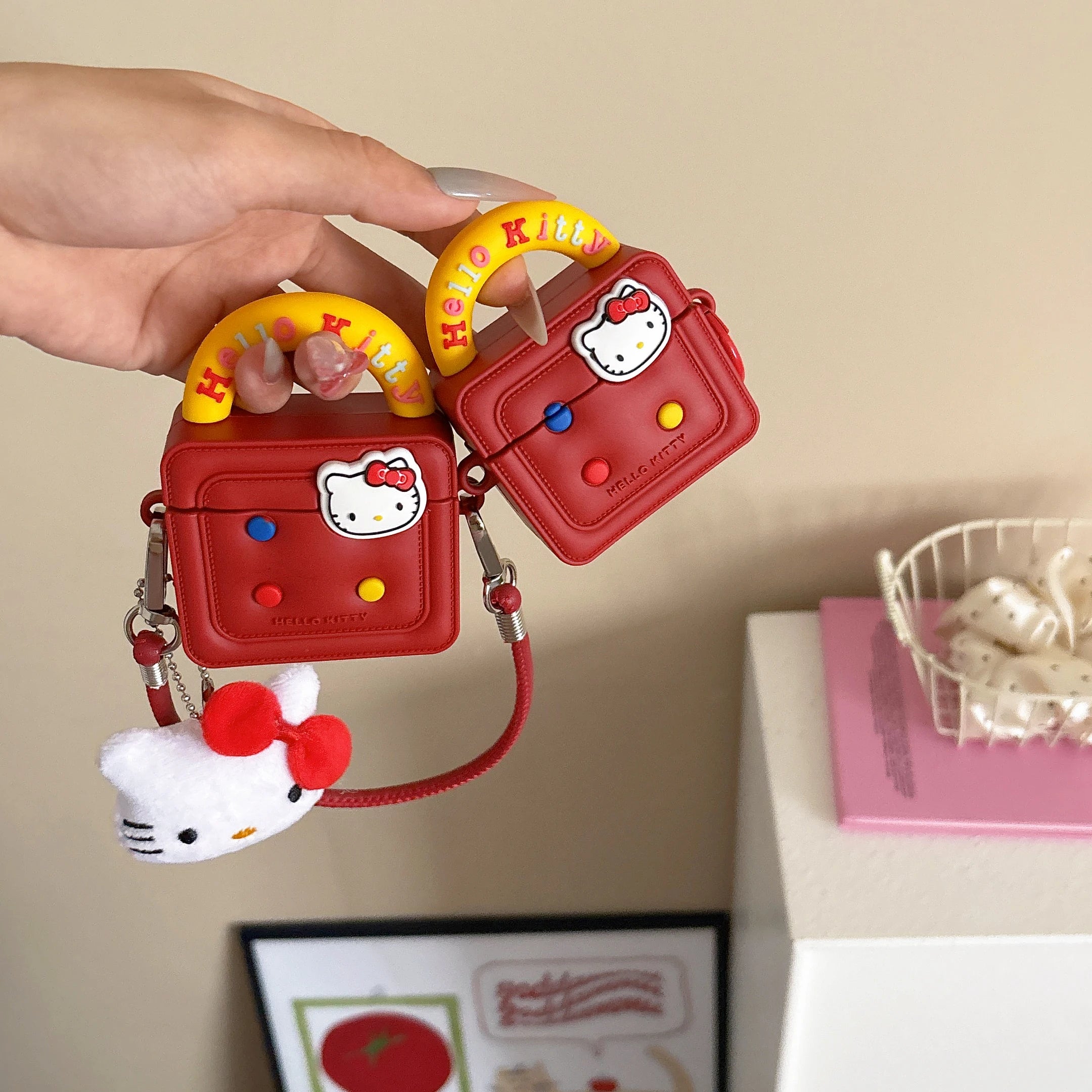 Hot Style Girl's Gift Animation For Hello kitty Lanyard Sanrio Silicone Headphone Cover Cartoon For Airpods 4,1,2,3,Pro,Pro2