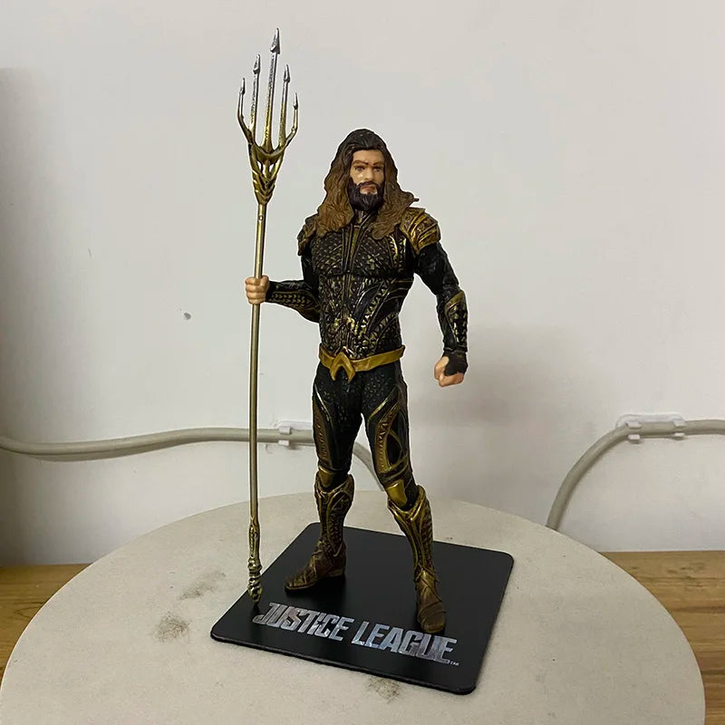 ARTFX Aquaman Action Figure Flash Cyborg Wonder Woman Marvel Bruce Wayne Batman Figurine Collectible Model Toys Boyfriends Gifts