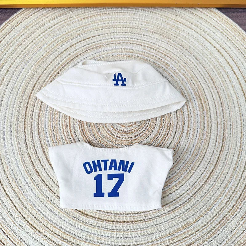 The first, second and third generations of Labubu clothes pendant Labubu sitting baby clothes LA baseball suit trend