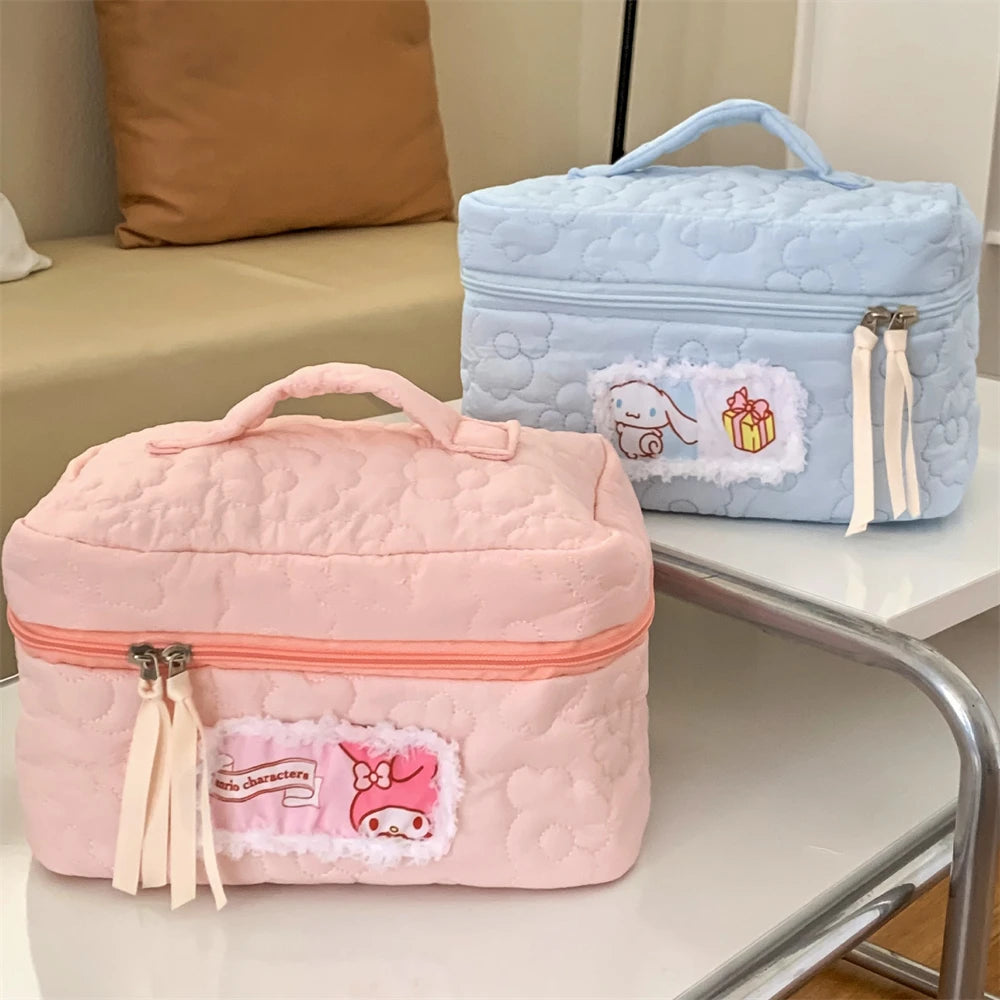 Sanrio Handheld Cosmetic Bag Kawaii HelloKitty Kuromi Cinnamoroll Fabric Art Storage Bags Girl Sweet Cute Embossing Washing Bags