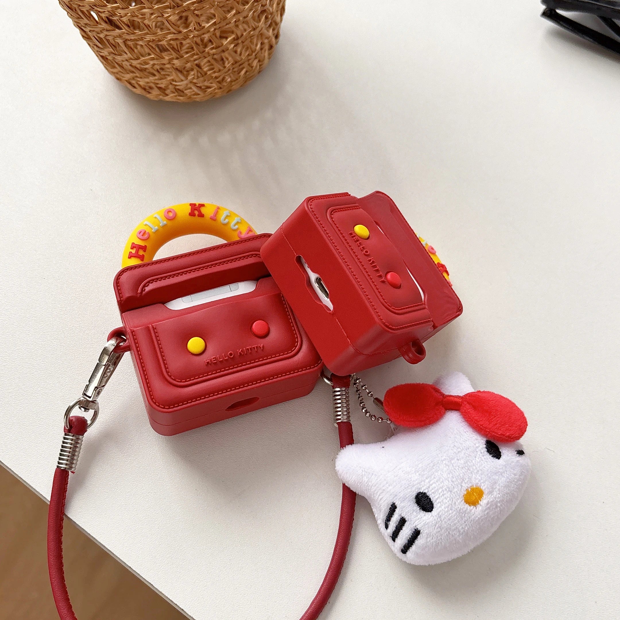 Hot Style Girl's Gift Animation For Hello kitty Lanyard Sanrio Silicone Headphone Cover Cartoon For Airpods 4,1,2,3,Pro,Pro2
