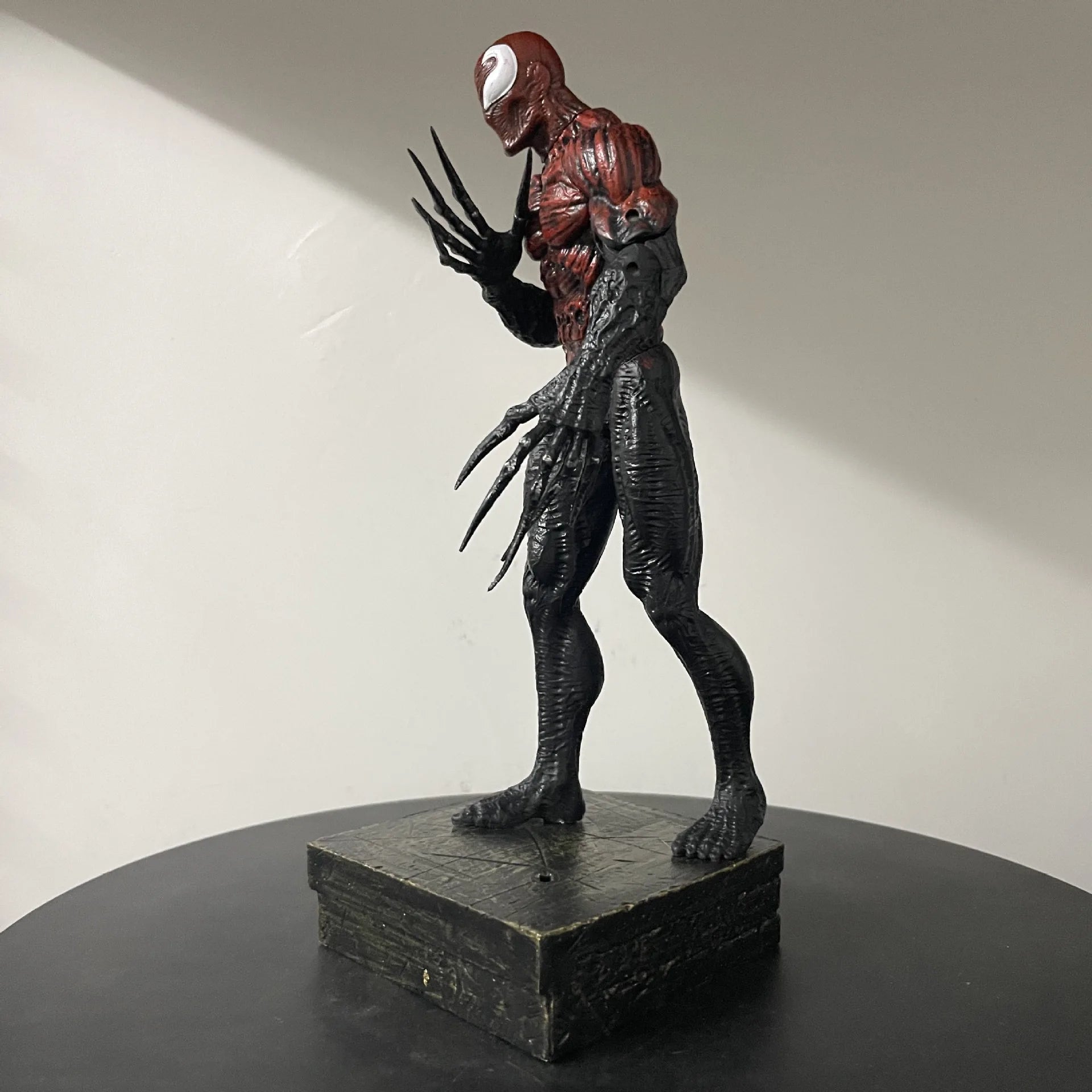 26cm Venom Symbiote Action Figure Toys With 2 replaceable head carvings Venom Statue Model Doll Collectible Ornaments Xmas Gift