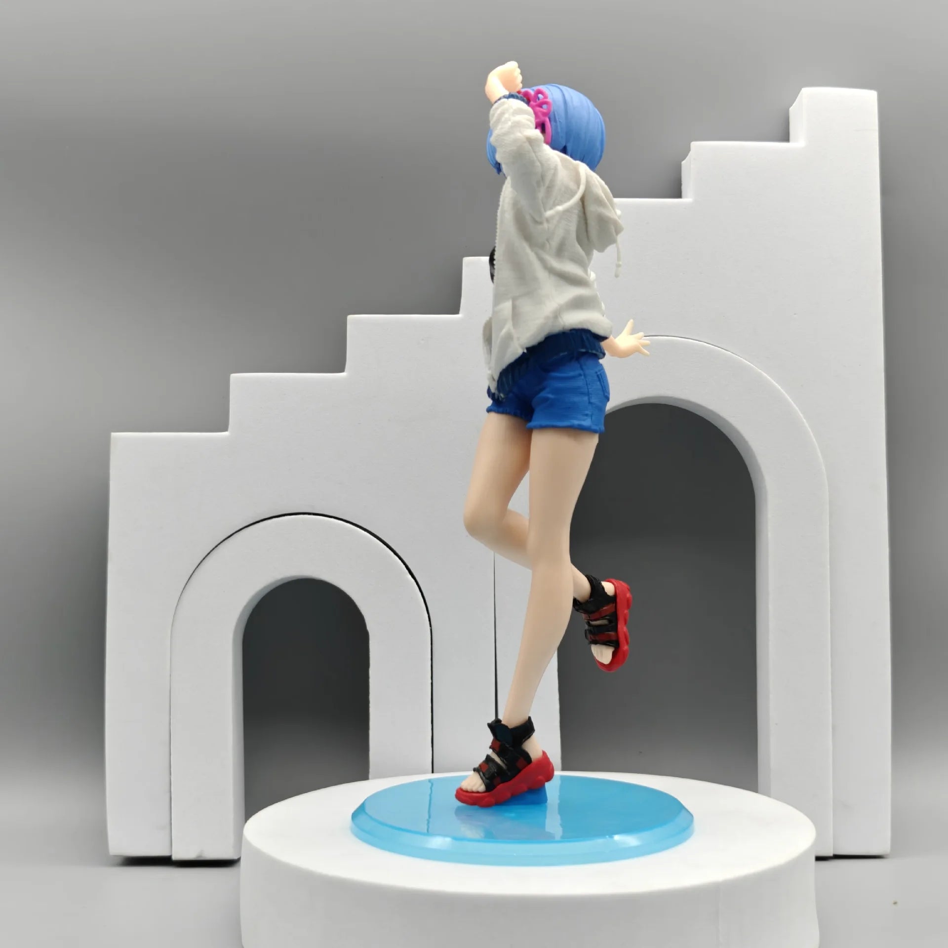 23cm Re: Zero Starting Life in Another World Rem sportswear Anime action Figure Toys Kids Gift Statue Collectible Model Ornament