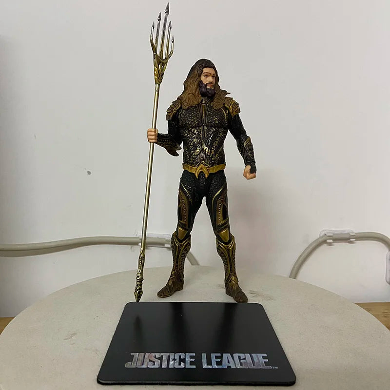 ARTFX Aquaman Action Figure Flash Cyborg Wonder Woman Marvel Bruce Wayne Batman Figurine Collectible Model Toys Boyfriends Gifts