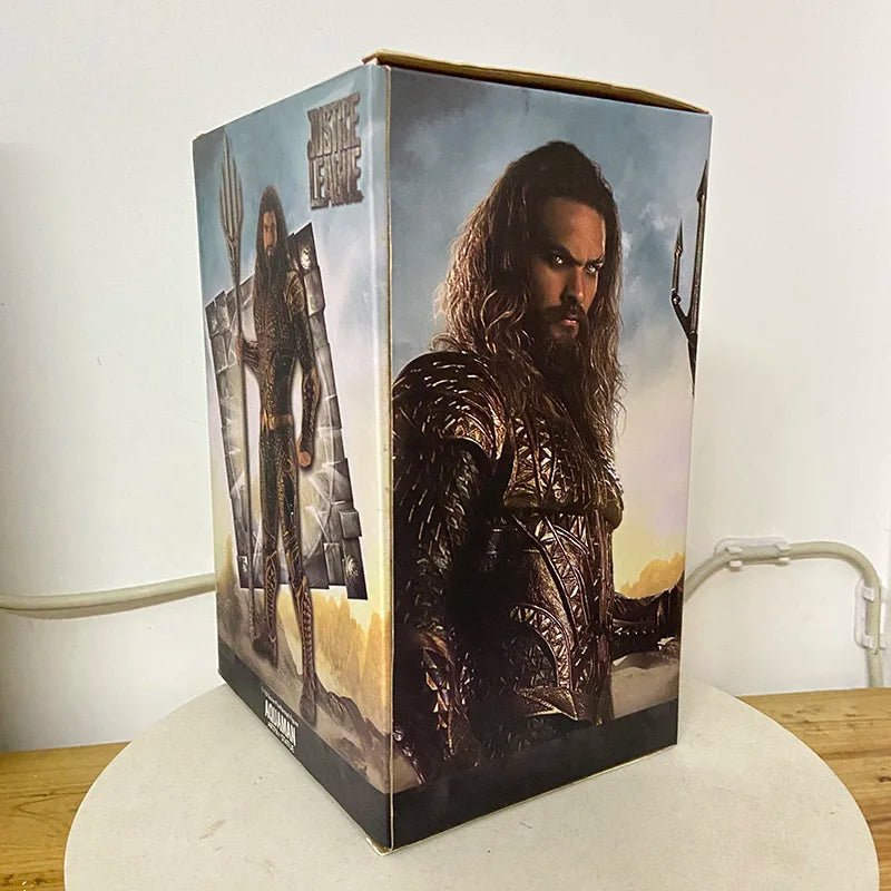 ARTFX Aquaman Action Figure Flash Cyborg Wonder Woman Marvel Bruce Wayne Batman Figurine Collectible Model Toys Boyfriends Gifts
