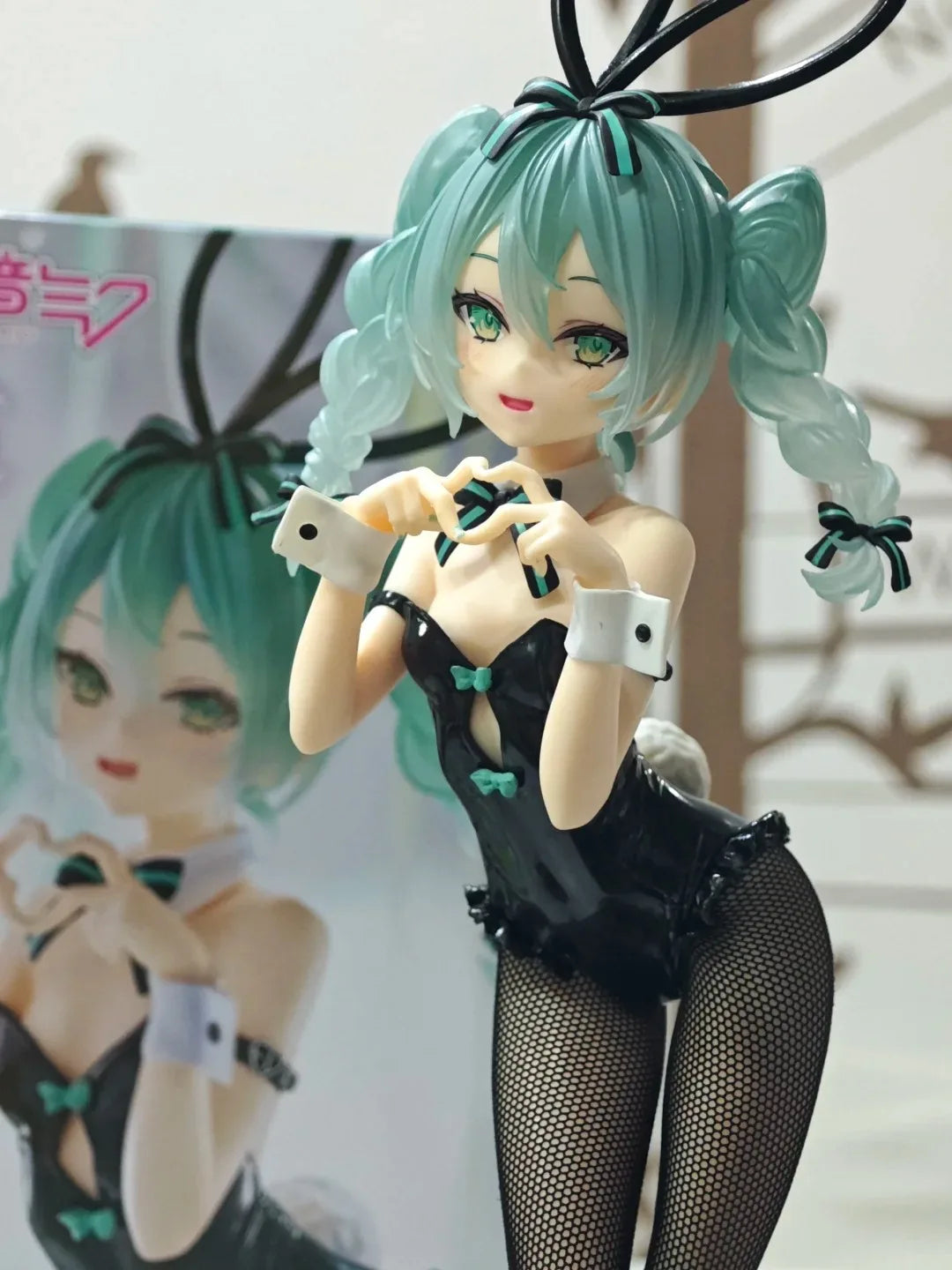 Anime Figure Hatsune Miku Rabbit Girl Kawaii Model Doll Action Anime Miku Figure Model Collectible Pendant Toys