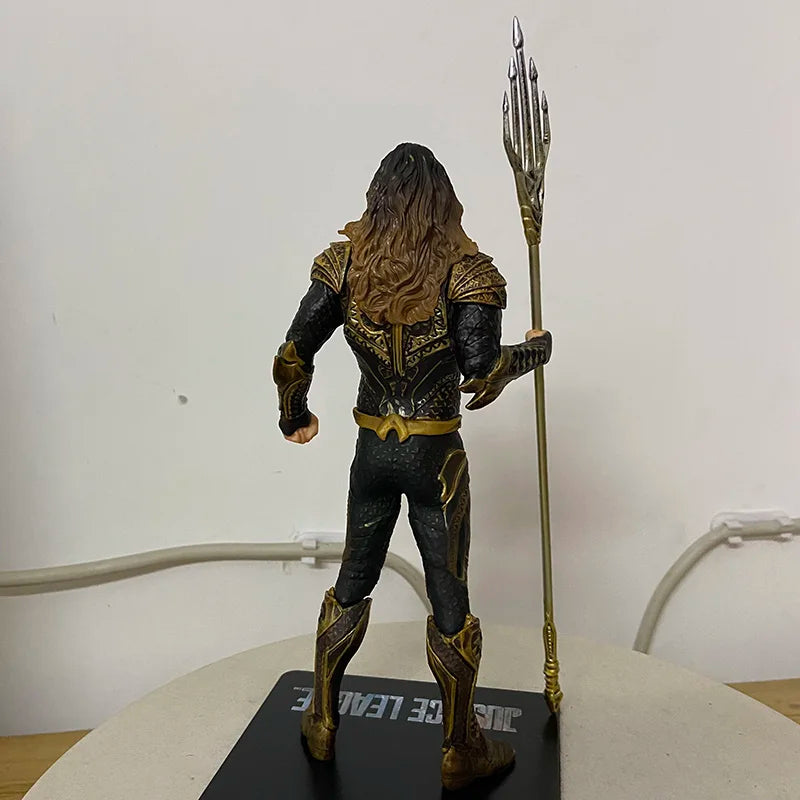ARTFX Aquaman Action Figure Flash Cyborg Wonder Woman Marvel Bruce Wayne Batman Figurine Collectible Model Toys Boyfriends Gifts
