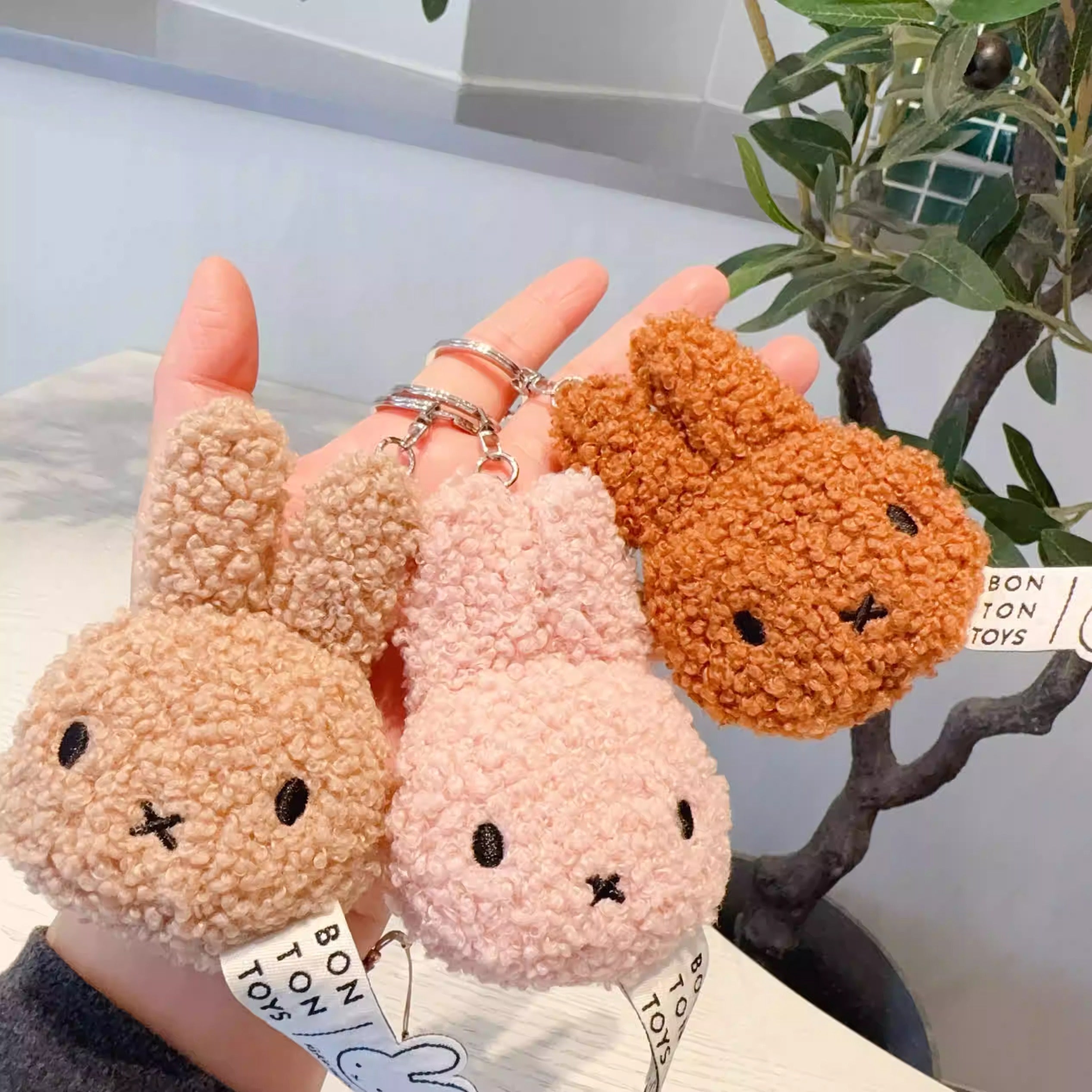 Foreign trade export Netherlands Mifei rabbit plush head pendant keychain key ring cute girl gift
